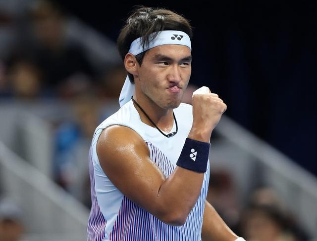 南宫28-皇家马德里观众热烈欢呼！，巴特勒迎来二十赛季出色发挥赛场气氛高涨的简单介绍