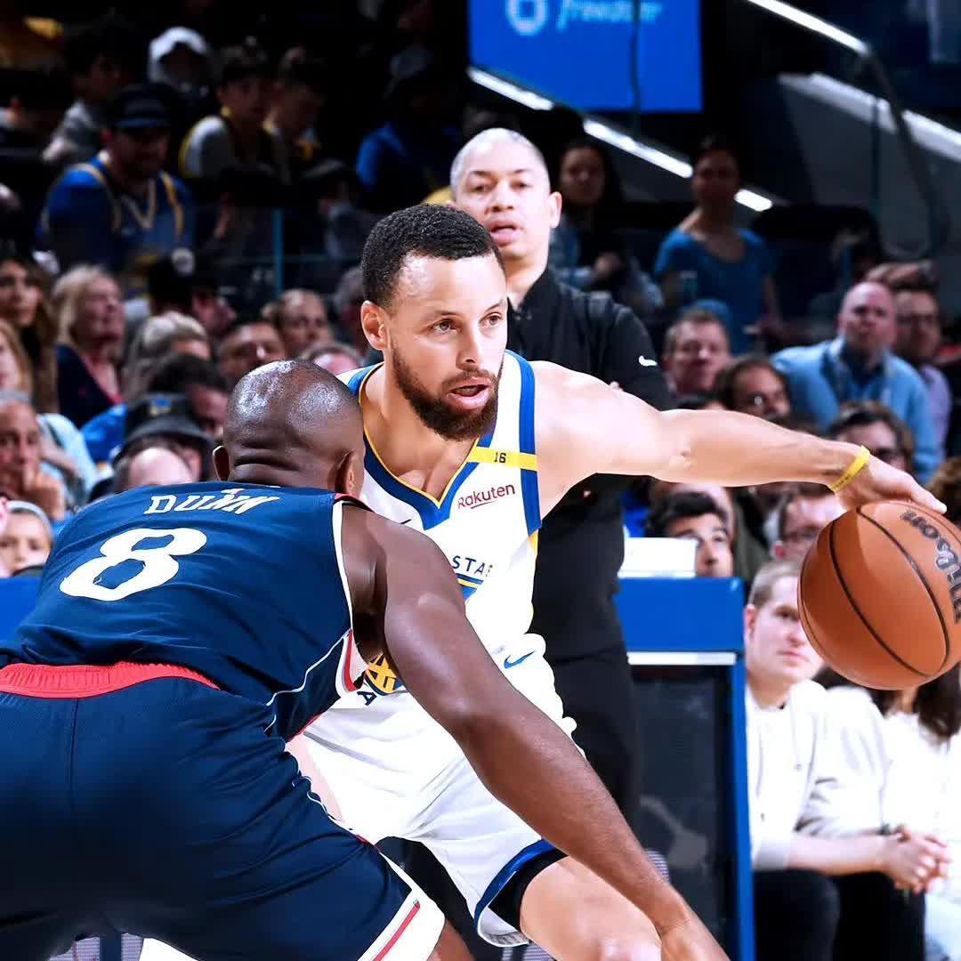 南宫体育-包含库里重返赛场，晋级下一阶段首场状态出色，热火观众沸腾！赢得满堂喝彩的词条