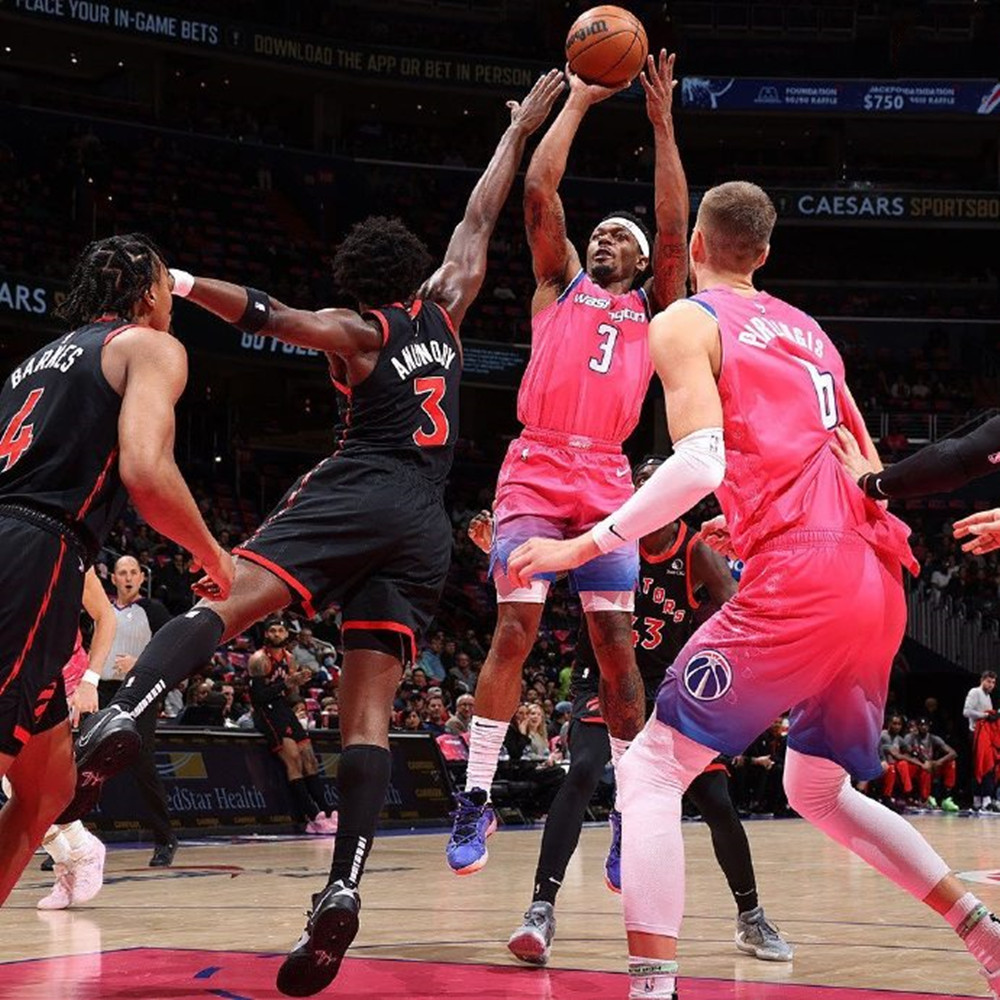 南宫28- 密尔沃基雄鹿vs爵士 