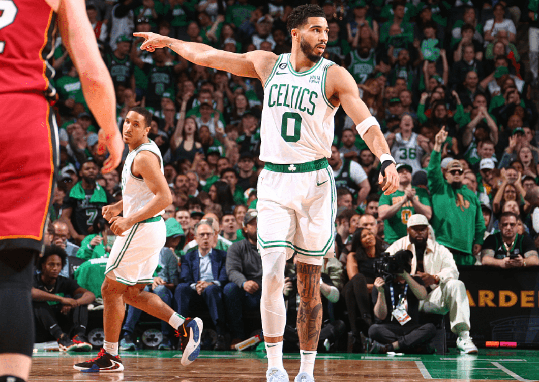 南宫28-塔图姆连续七场比赛得分超过精彩发挥，热火挑战极限！的简单介绍